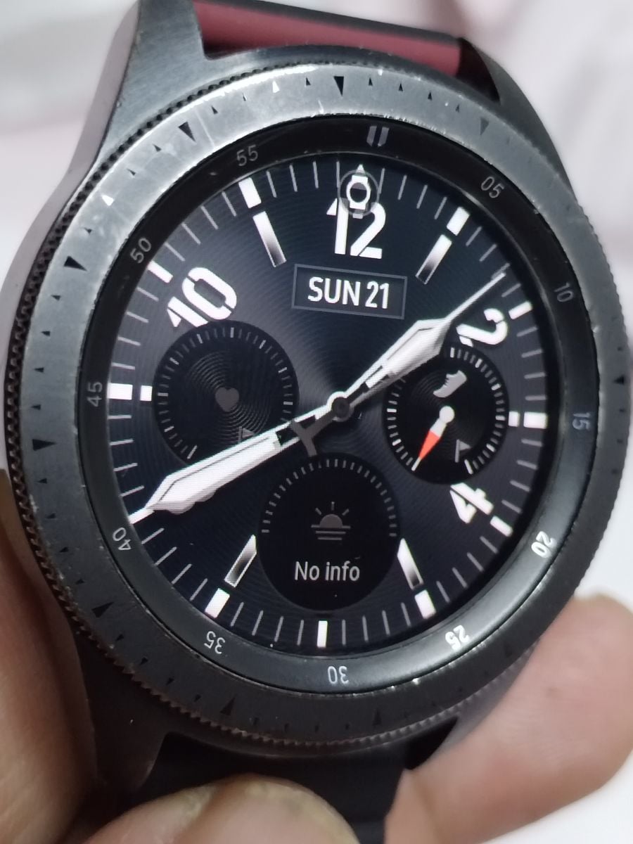Samsung Galaxy Watch SM-R810 - Image 3
