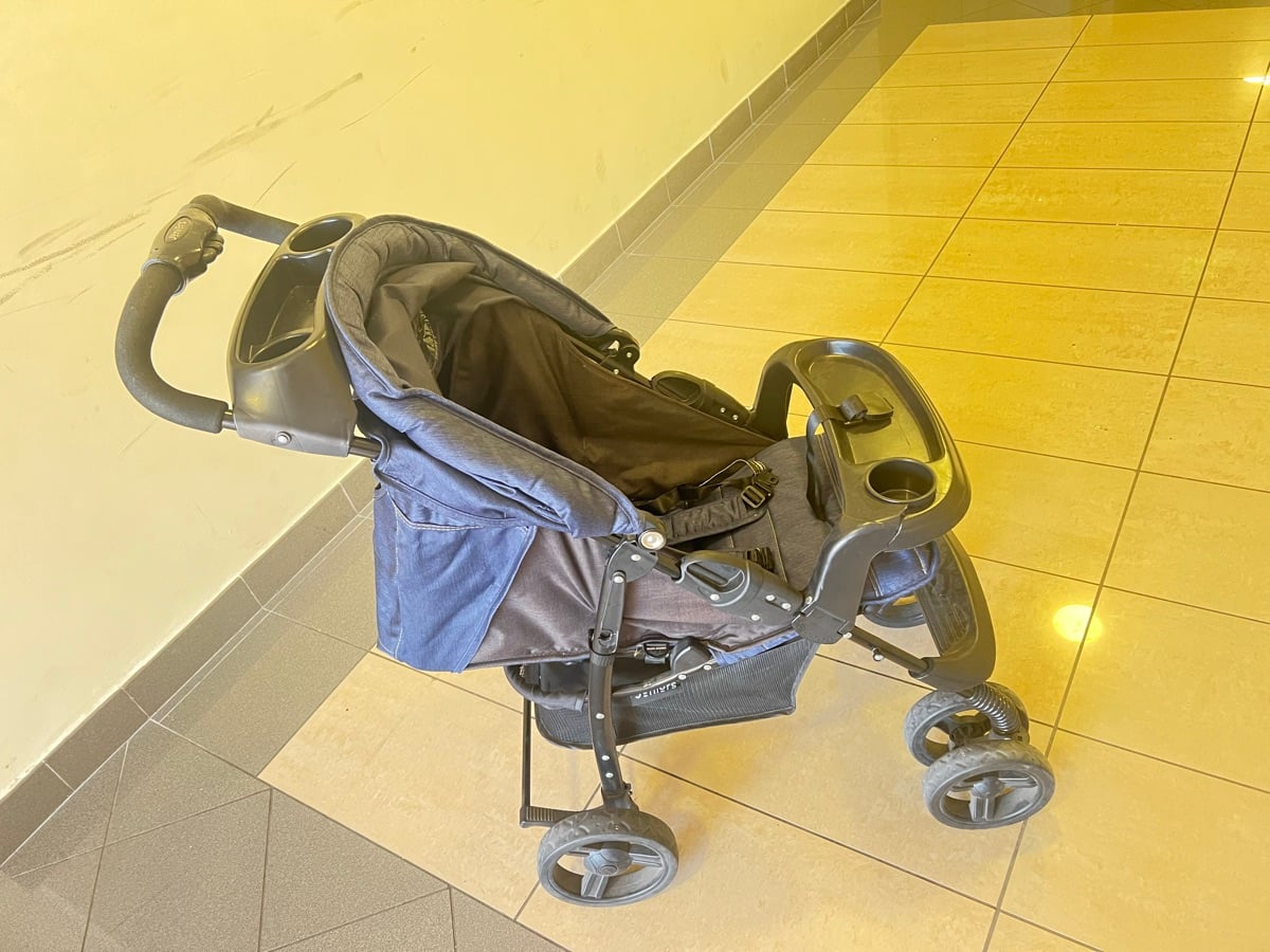 Stroller (Juniors - Centrepoint ) - Image 3