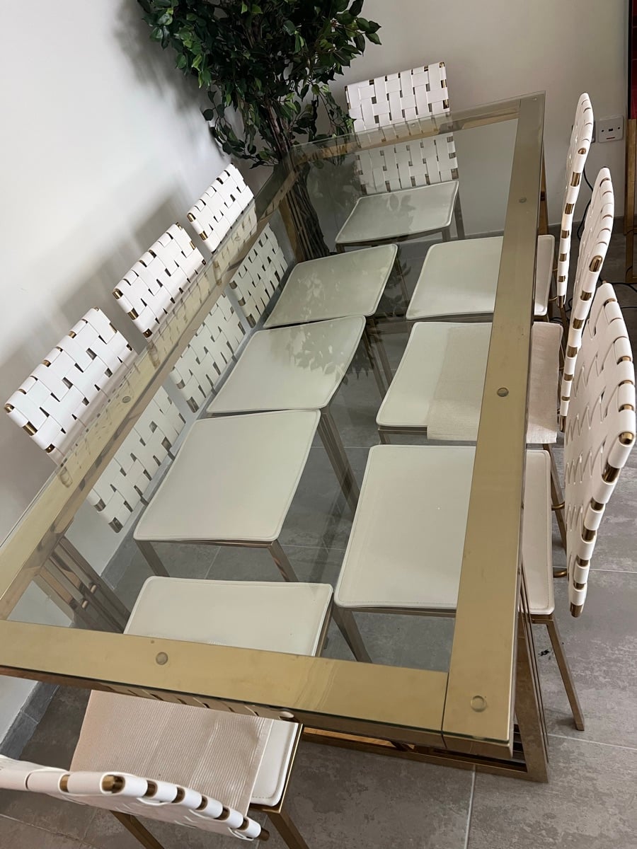 Glass dining table - Image 2