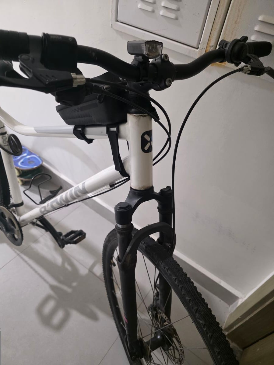 For Sale: BTWIN Riverside Bicycle – Excellent Condition! - Image 3
