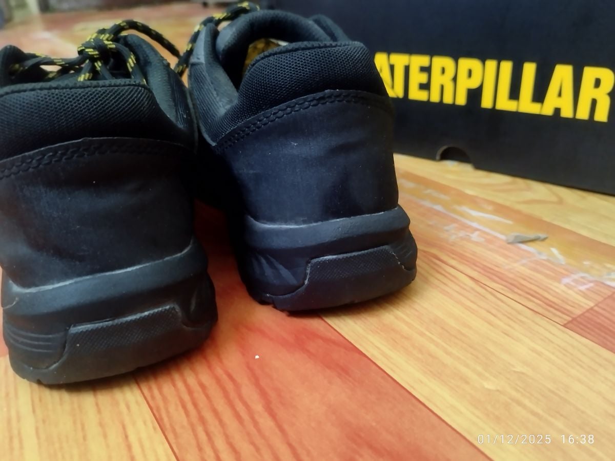 Caterpillar Steel Toe Shoes (safety shoes) - Image 3