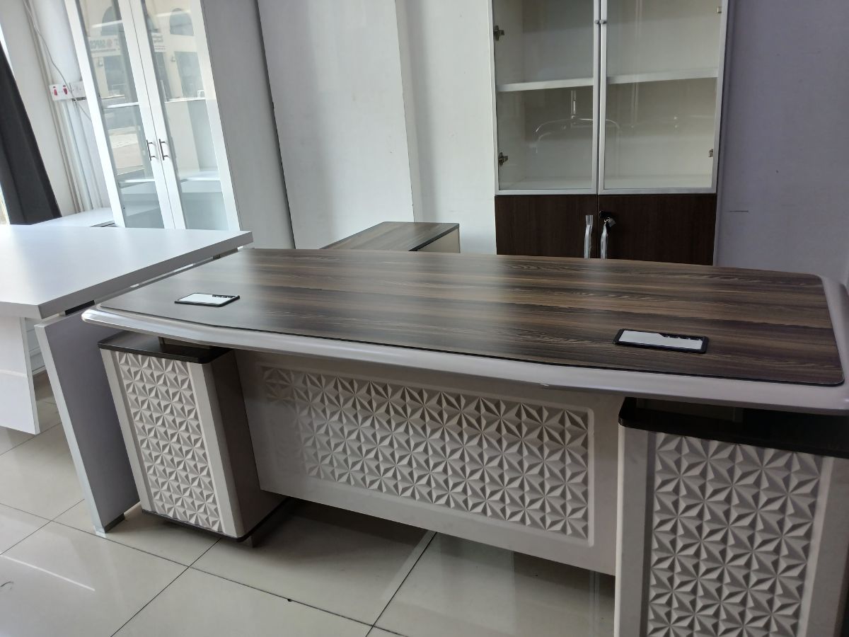 Used office furniture buy and sell55157083 - Image 3