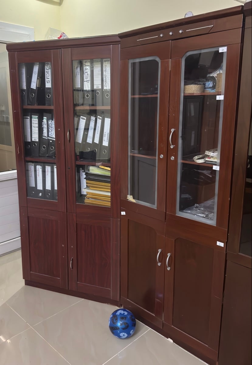 7 Office File Cabinet / Shelf - Image 1