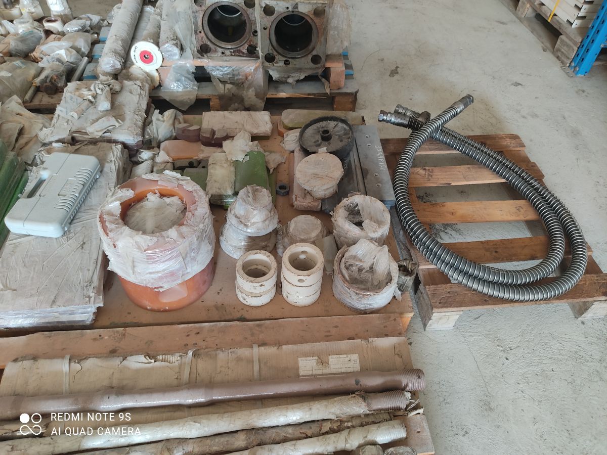 Parts for Furukawa hydraulic hammer - Image 4