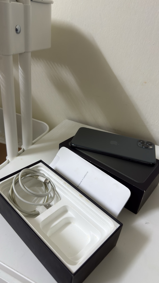 I phone 11 pro max 256Gb - Image 6