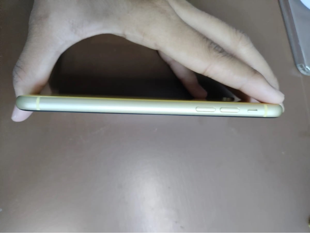 Iphone XR - Image 2