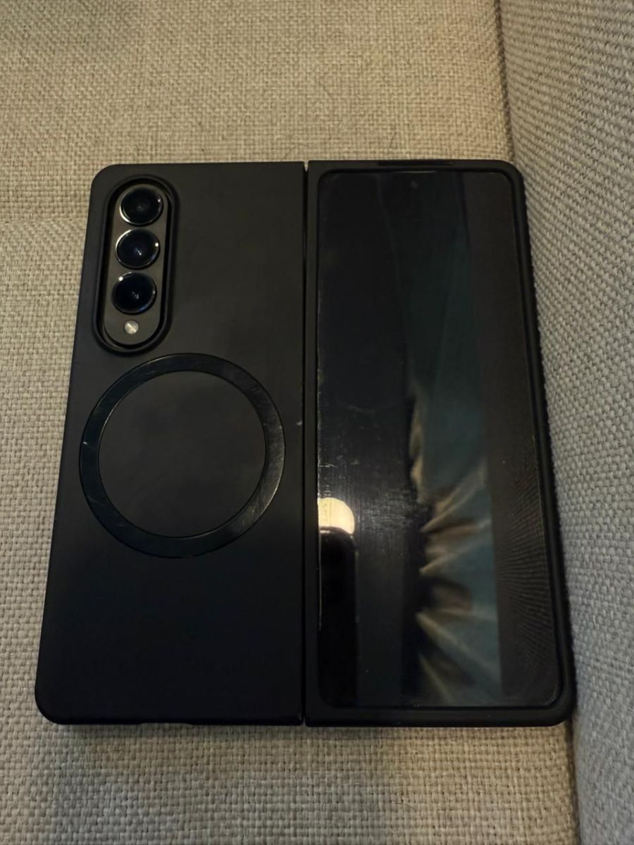 samsung galaxy Z fold 4 - Image 3