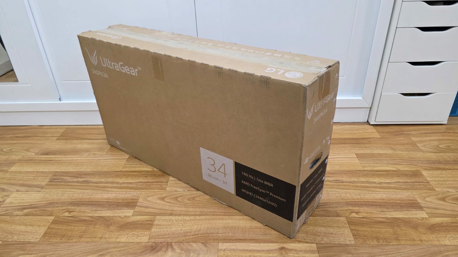 LG UltraGear 34 inch Curved READ DESCRIPTION - Image 9