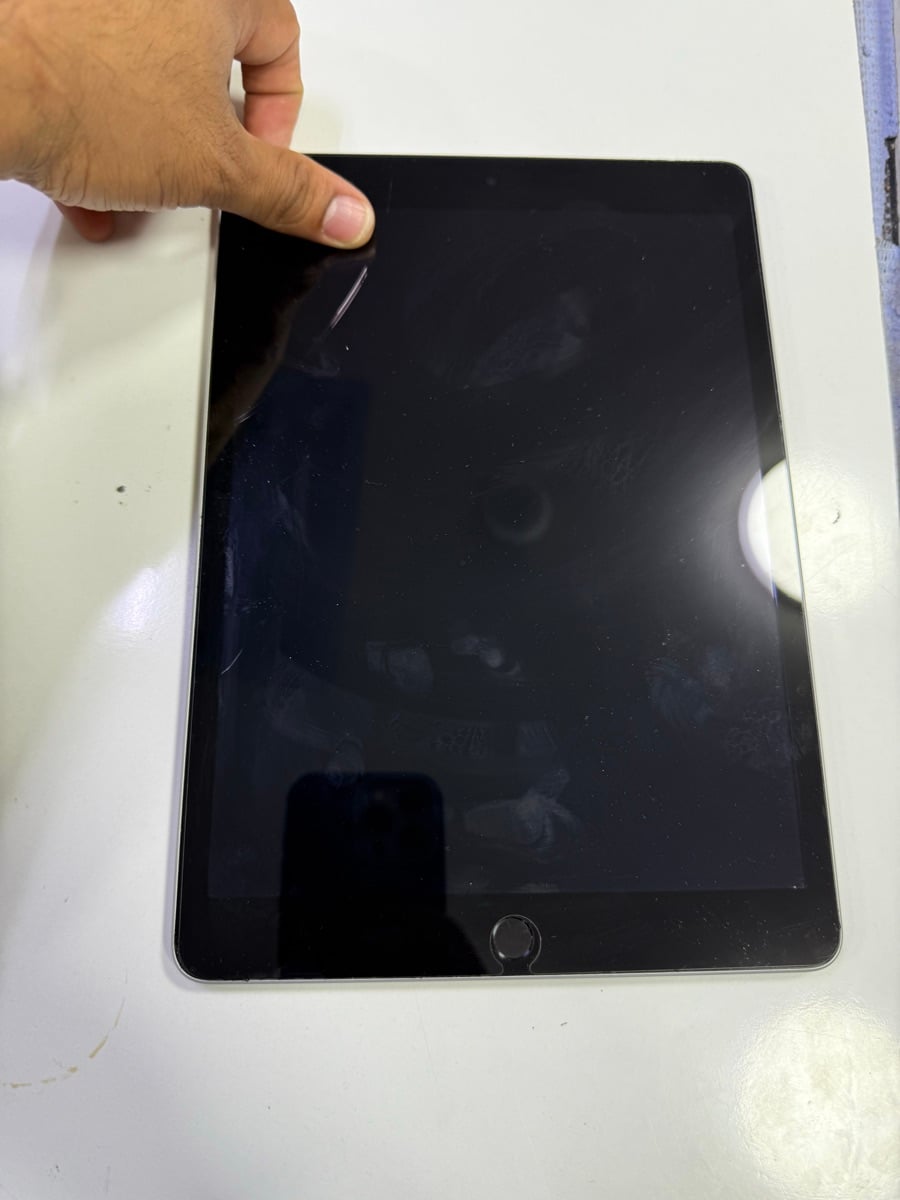 IPad 7th generation - Image 1