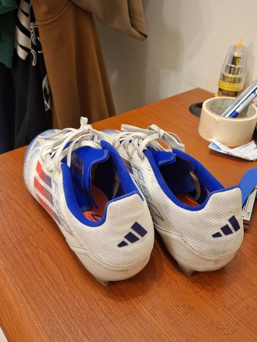 adidas White/Blue/Red F50  Club Flexible Ground Football Boots - Image 3