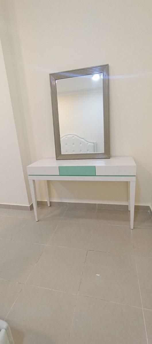 Qatar Airways Furniture available - Image 10