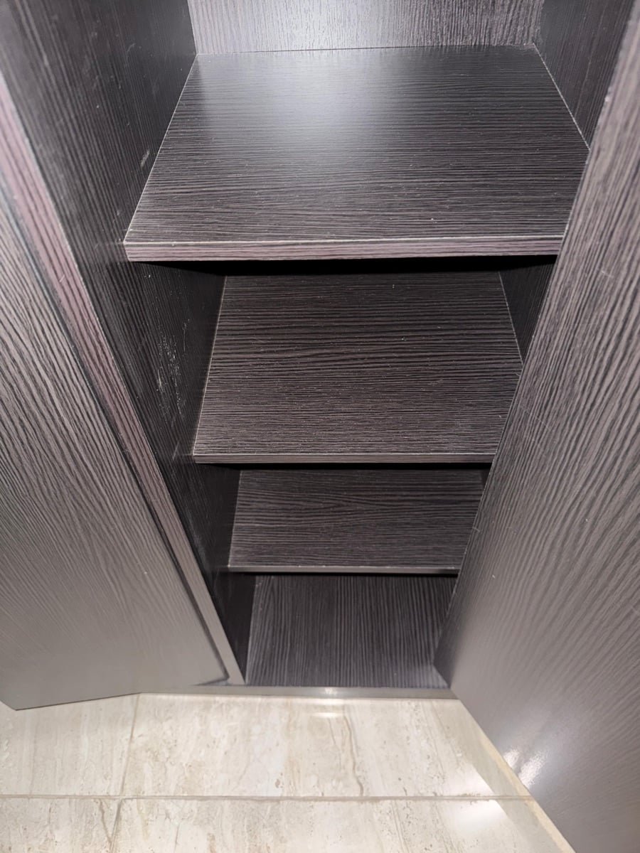 Shoes storage - Image 2