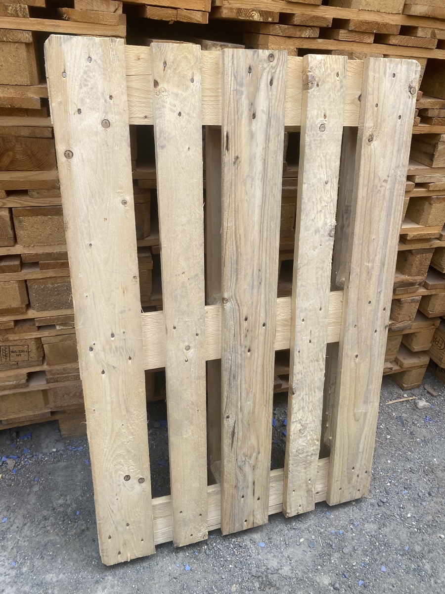 Used Plastic pallets - Image 9