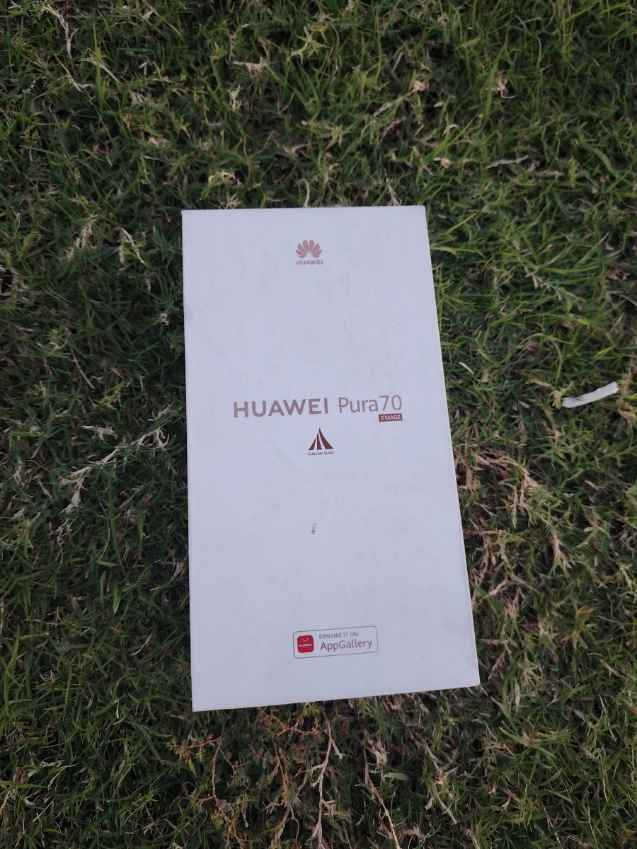 Huawei pura 70 12ram 256rom - Image 8