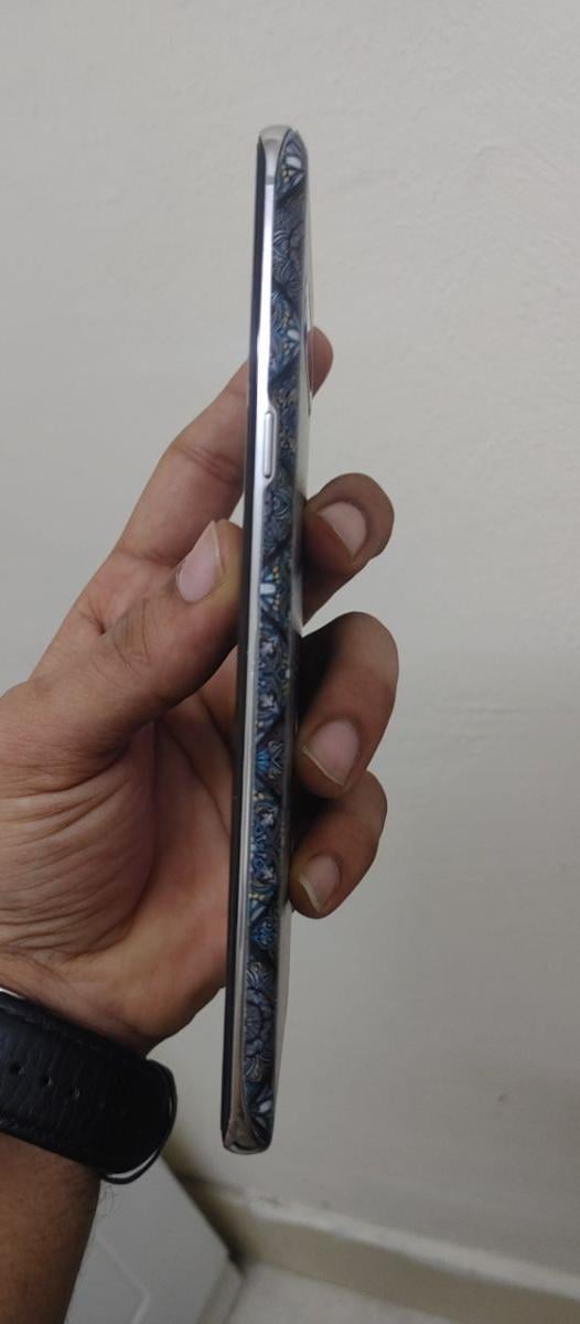 Samsung Galaxy S10 – Excellent Condition | Urgent Sale - Image 1