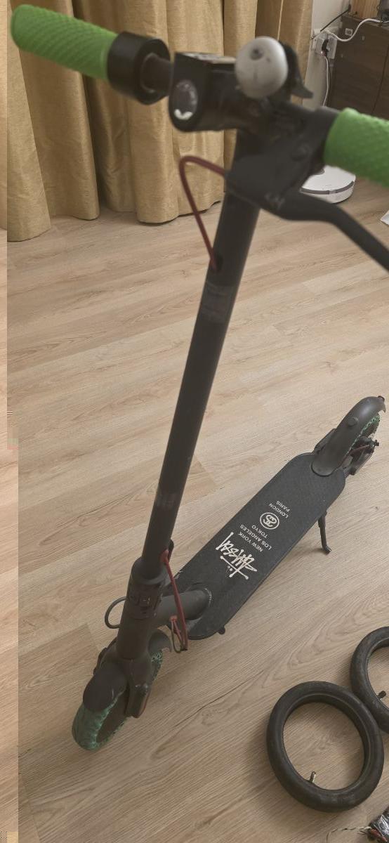 Xiaomi E Scooter, Electric Scooter, new Batteries + Service - Image 9
