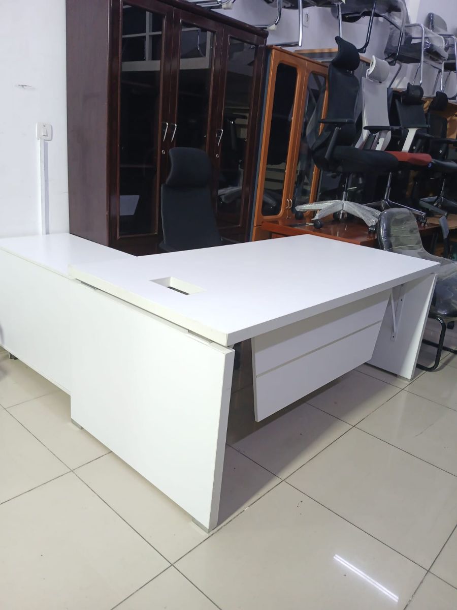 Used office furniture buy sell in qatar - Image 8