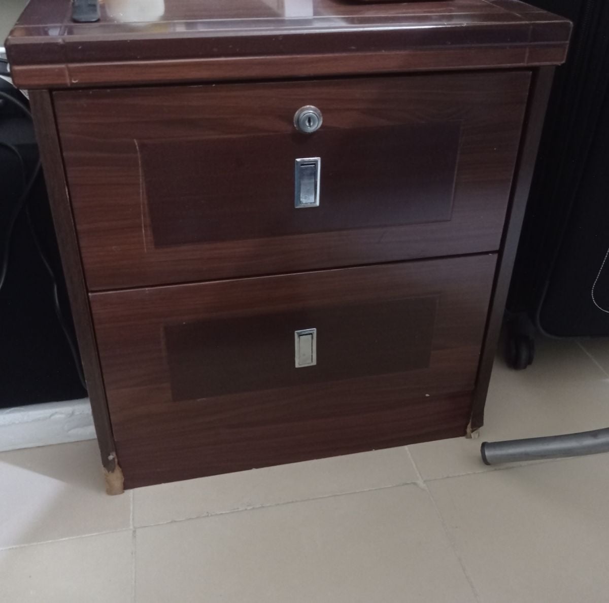 Bed side drawer - Image 1