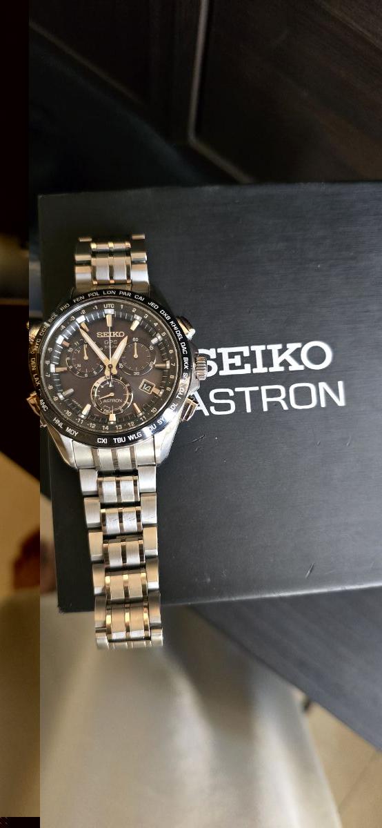 Seiko Astron 8x82 Solar GPS Titanium Watch - Image 5