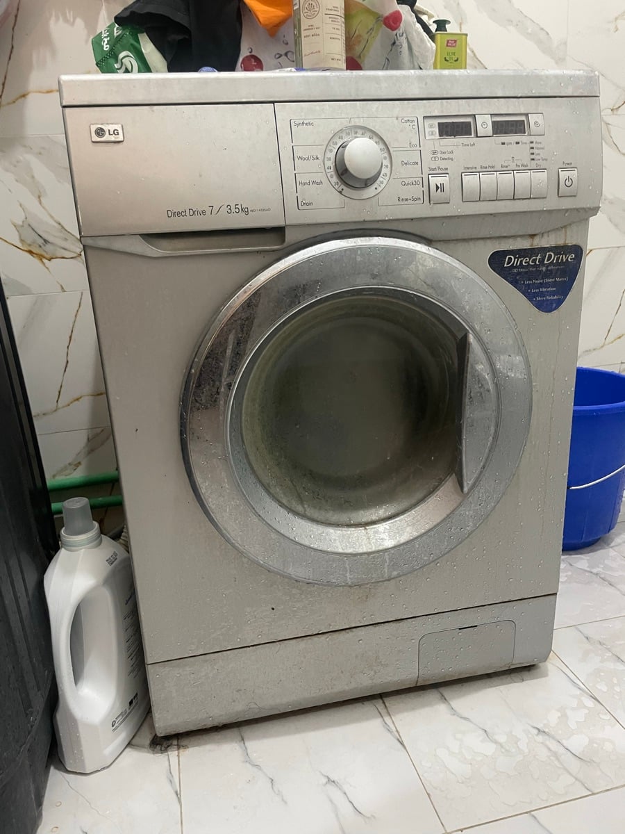 LG washing machine - Image 2