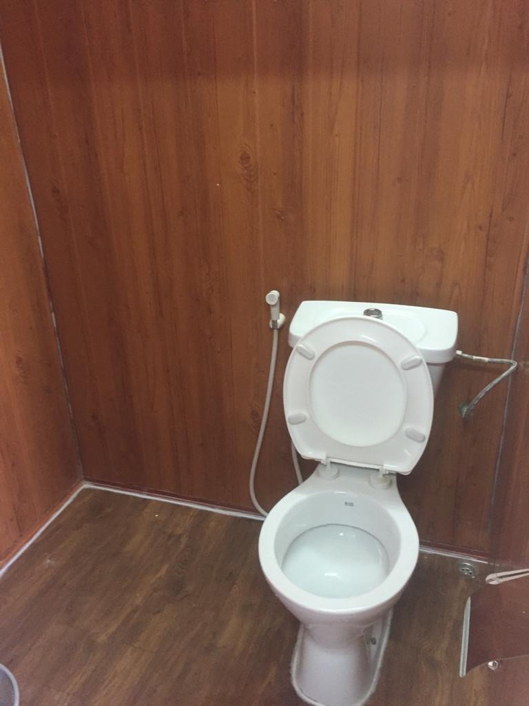 Portable toilets - Image 7