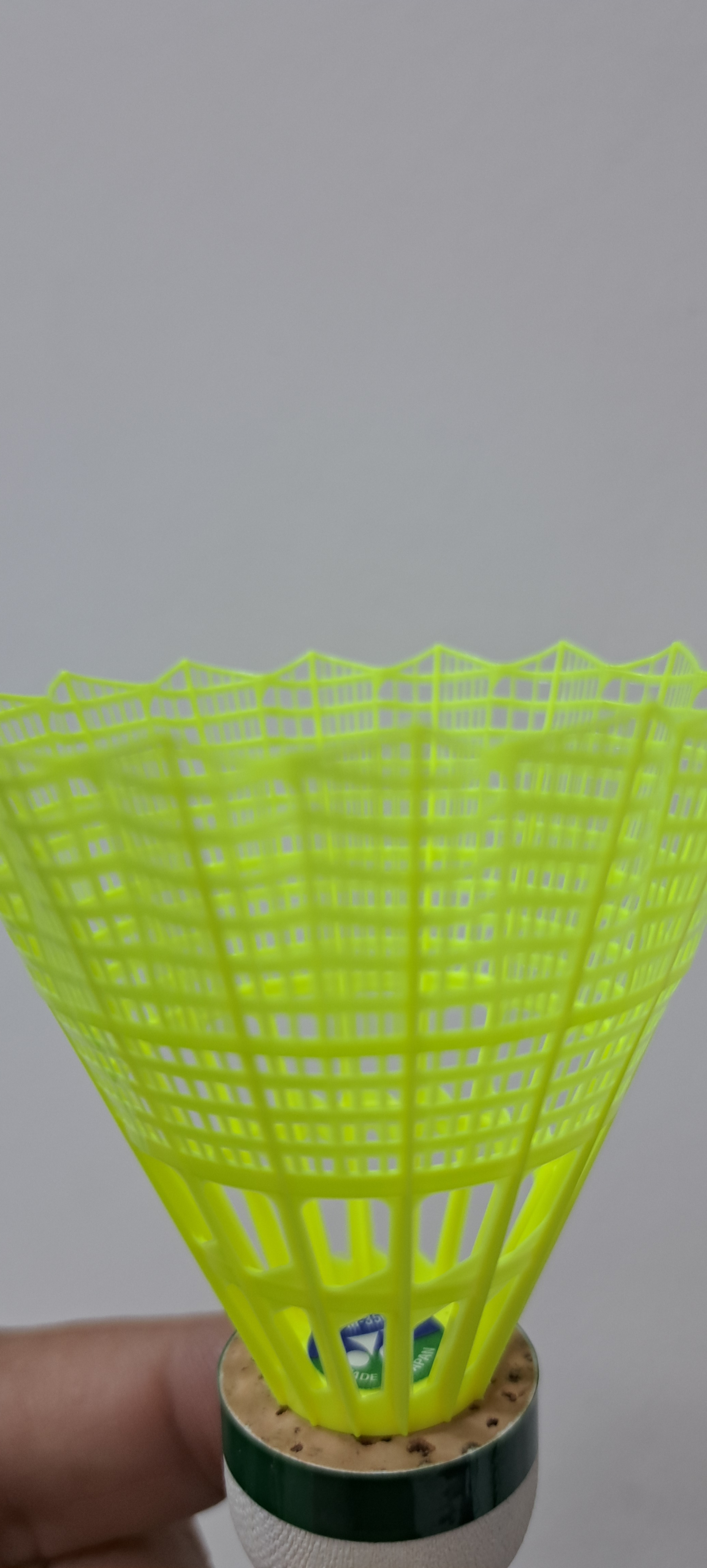 Yonex badminton shuttlecock 350 Green cap - Image 3