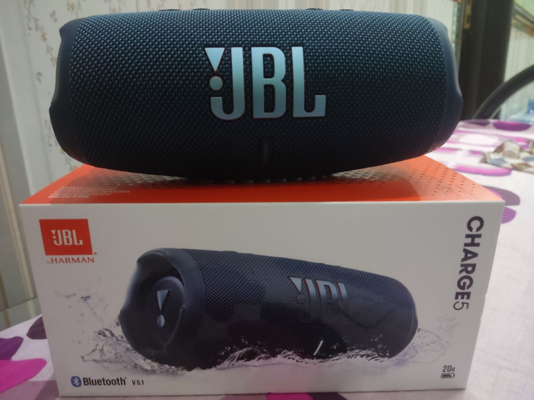 JBL CHARGE5 Blutooth Speaker - Image 5