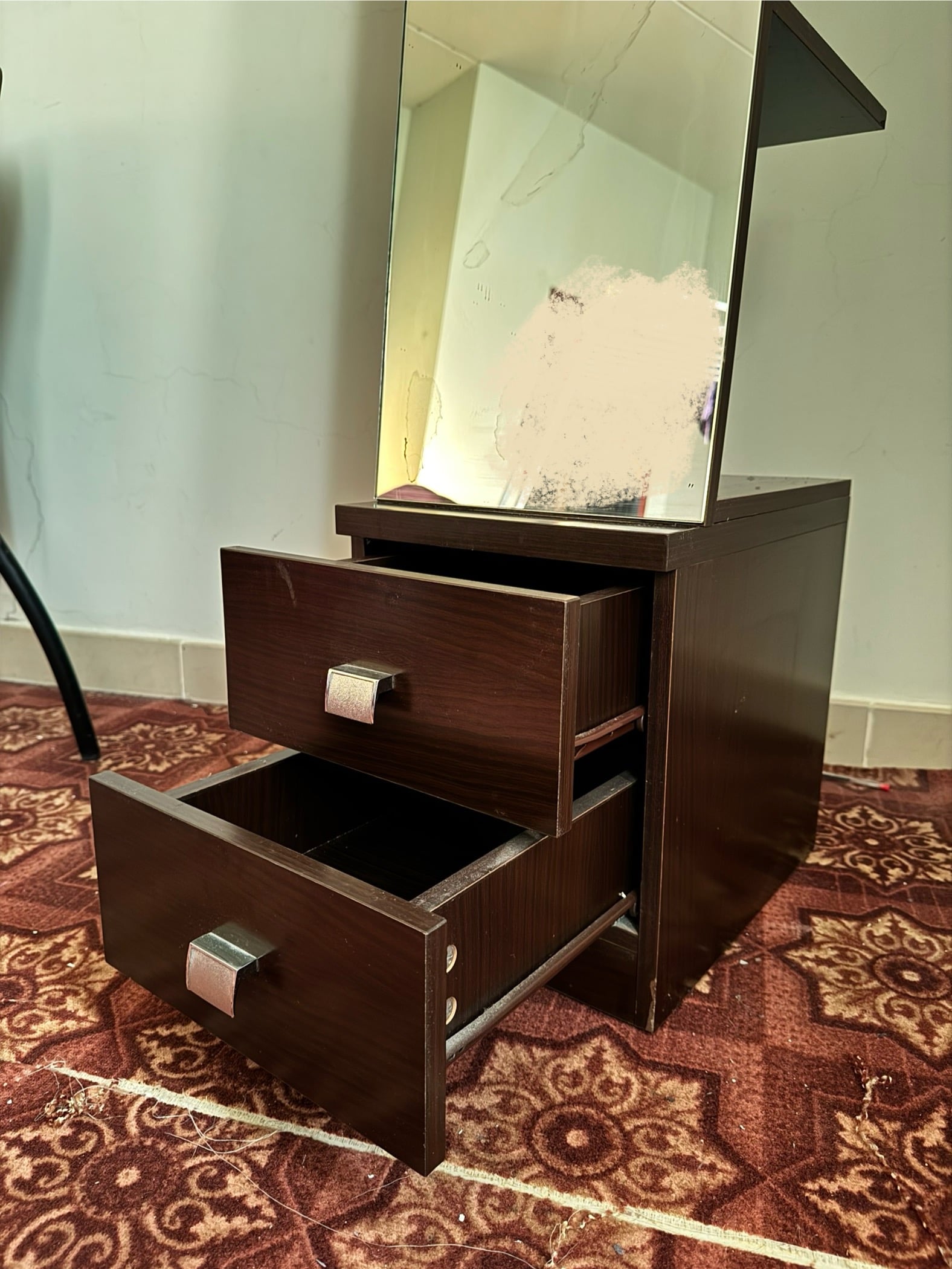 Full length mirror with drawers - Image 1