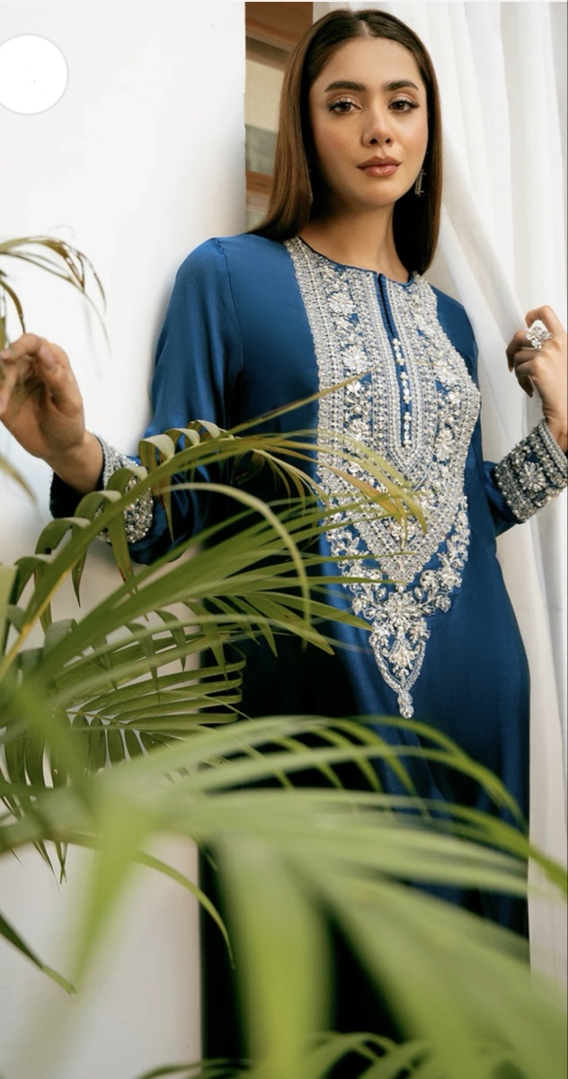 Premium silk dresses - Image 5