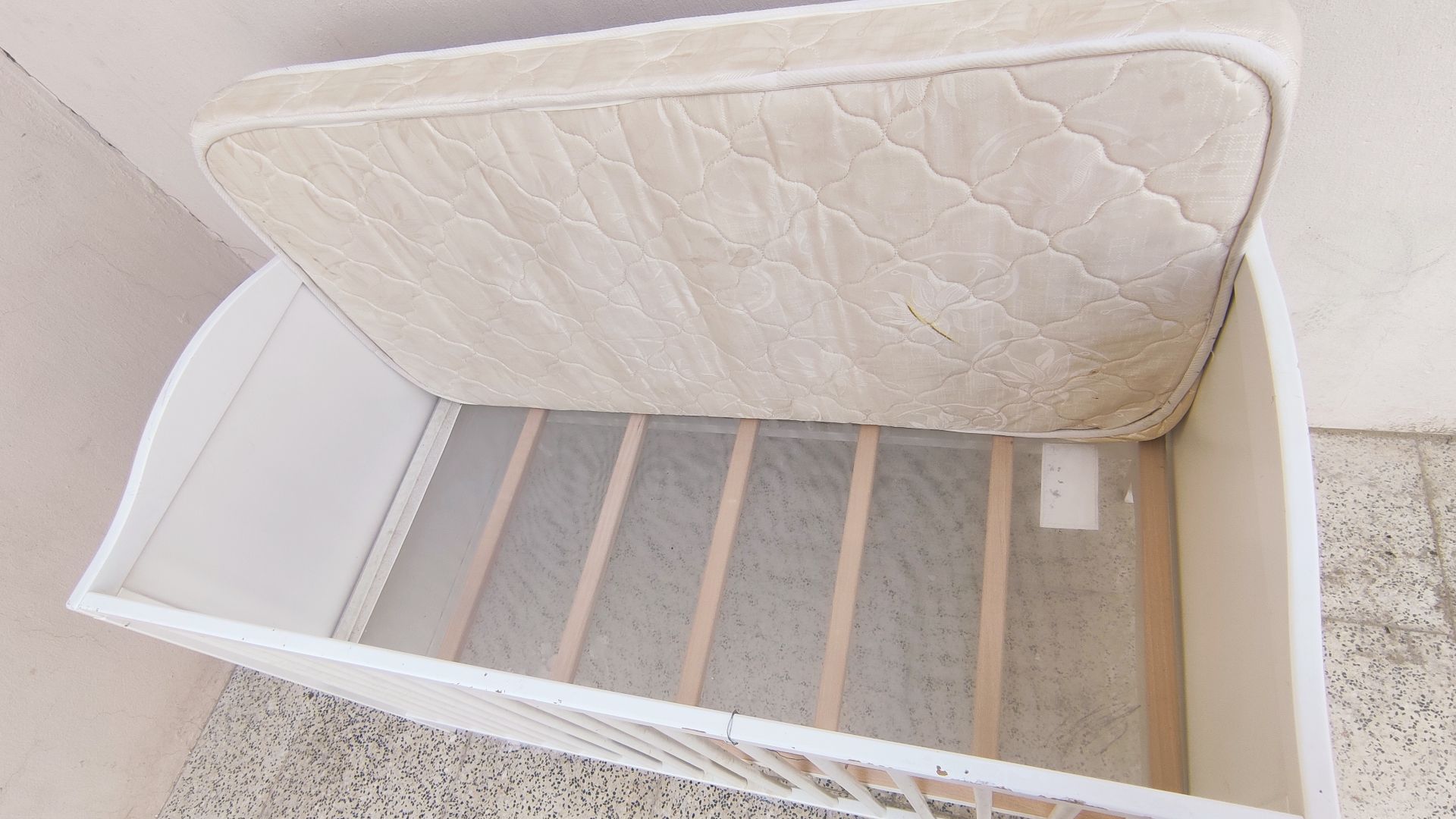 Baby Cradle - Steel  - Image 4