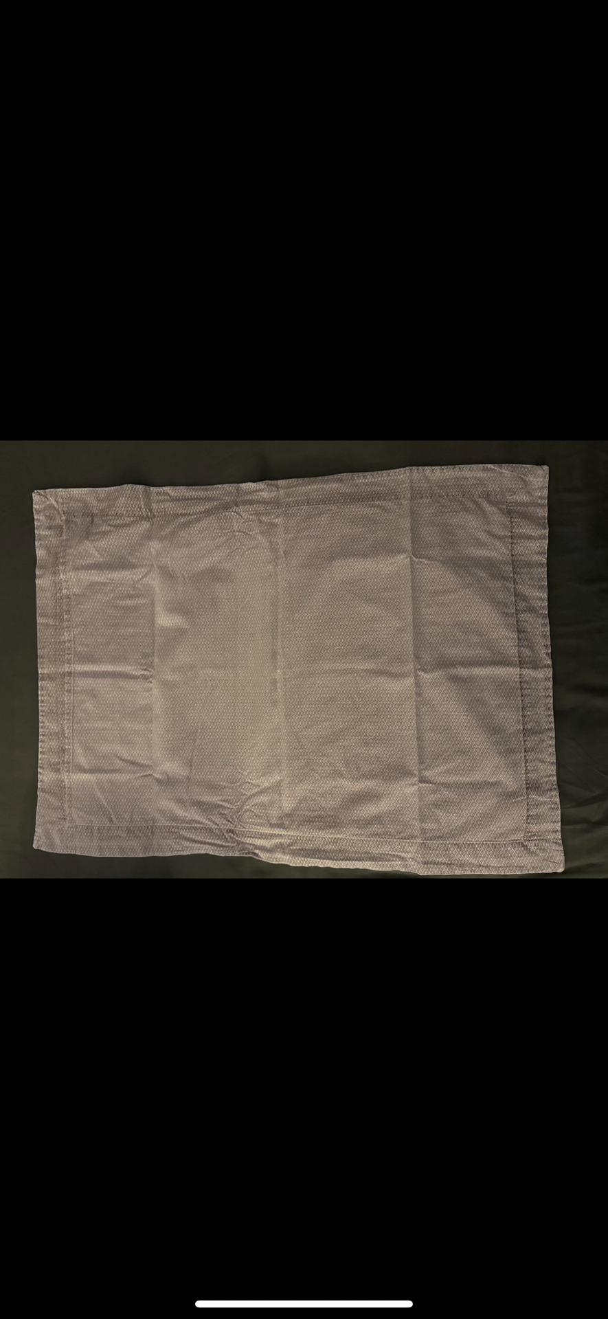 Fitted bed sheets and pillow covers - Image 6