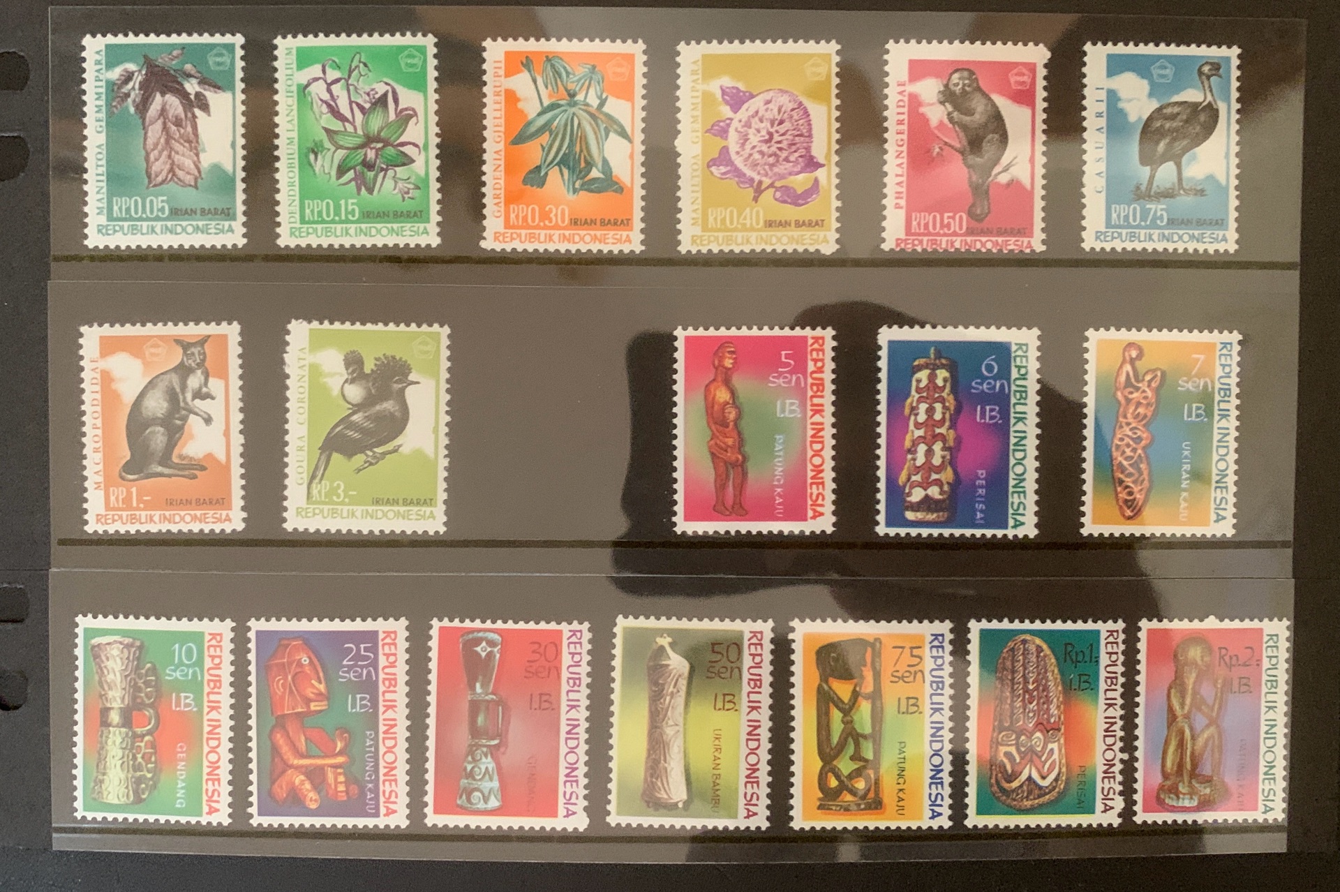 Indonesia provinces Irian Barat (all stamps), Riau and UNTEA stamps.  - Image 4