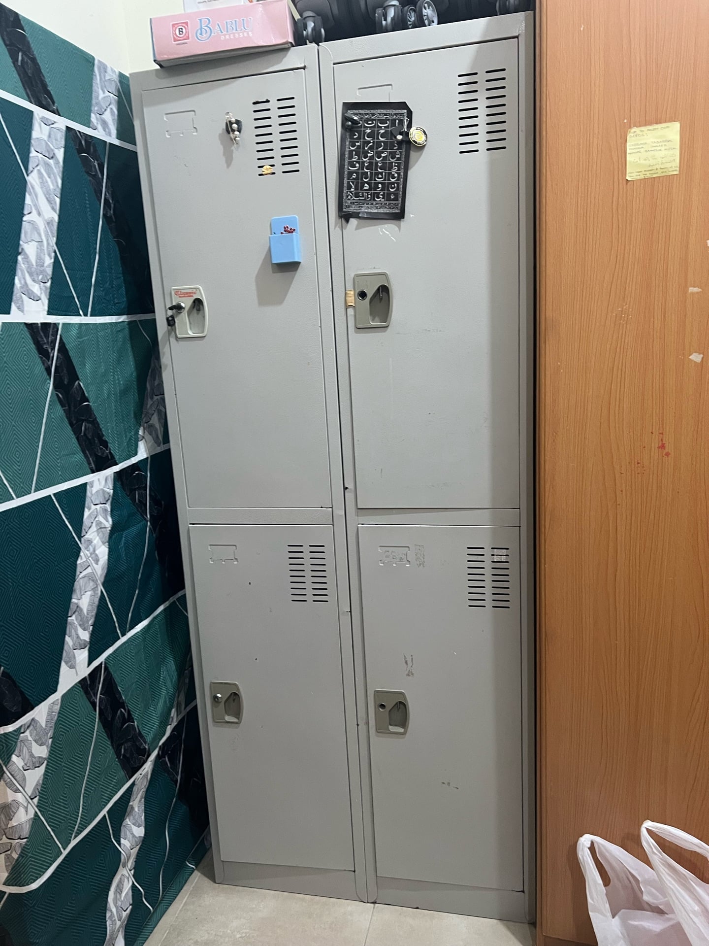 Locker cupboard 2 piece very good condition.  - Image 7