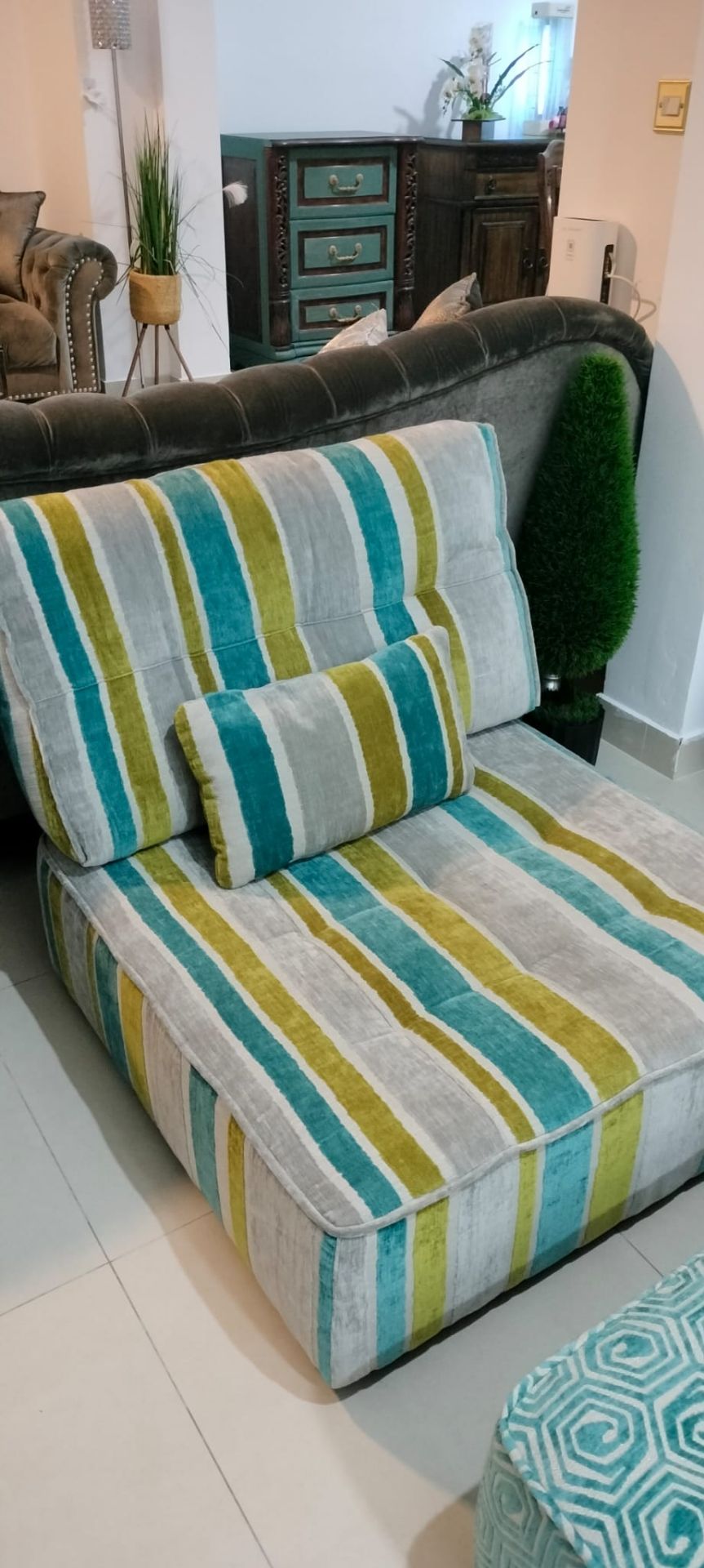 Brand new sofas  - Image 10