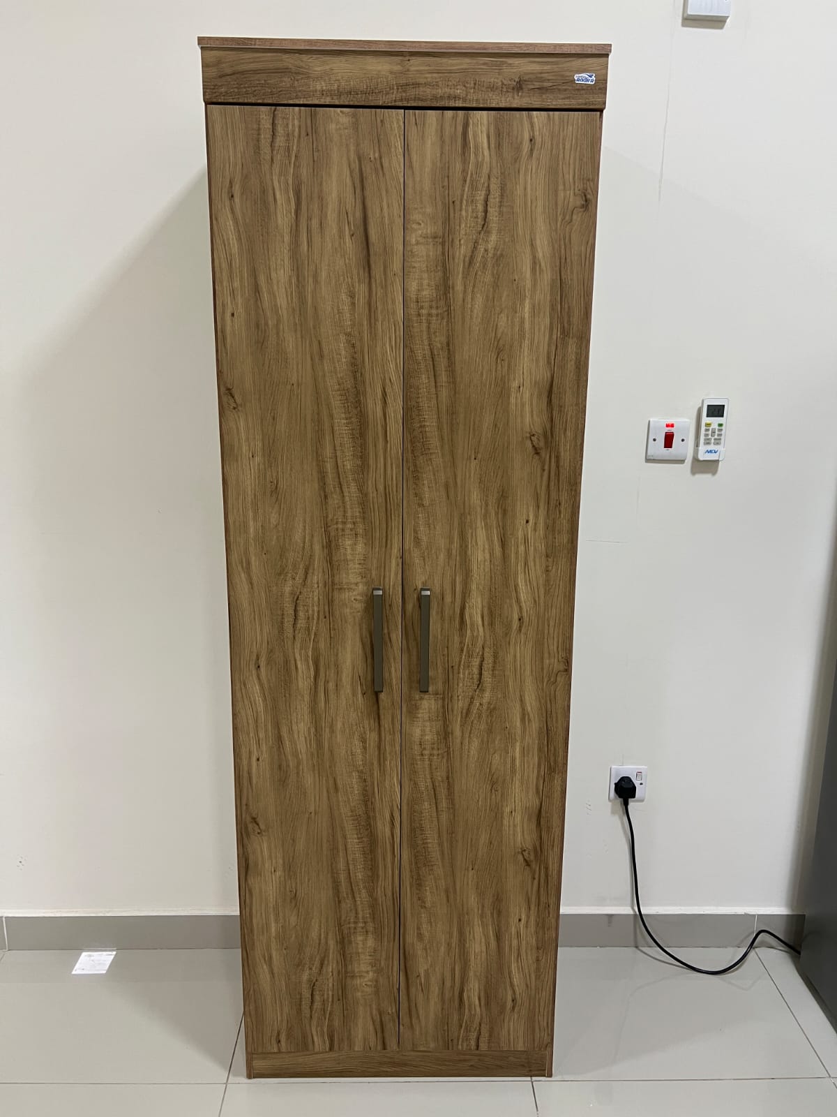 2 door wardrobe for urgent sale - Image 3