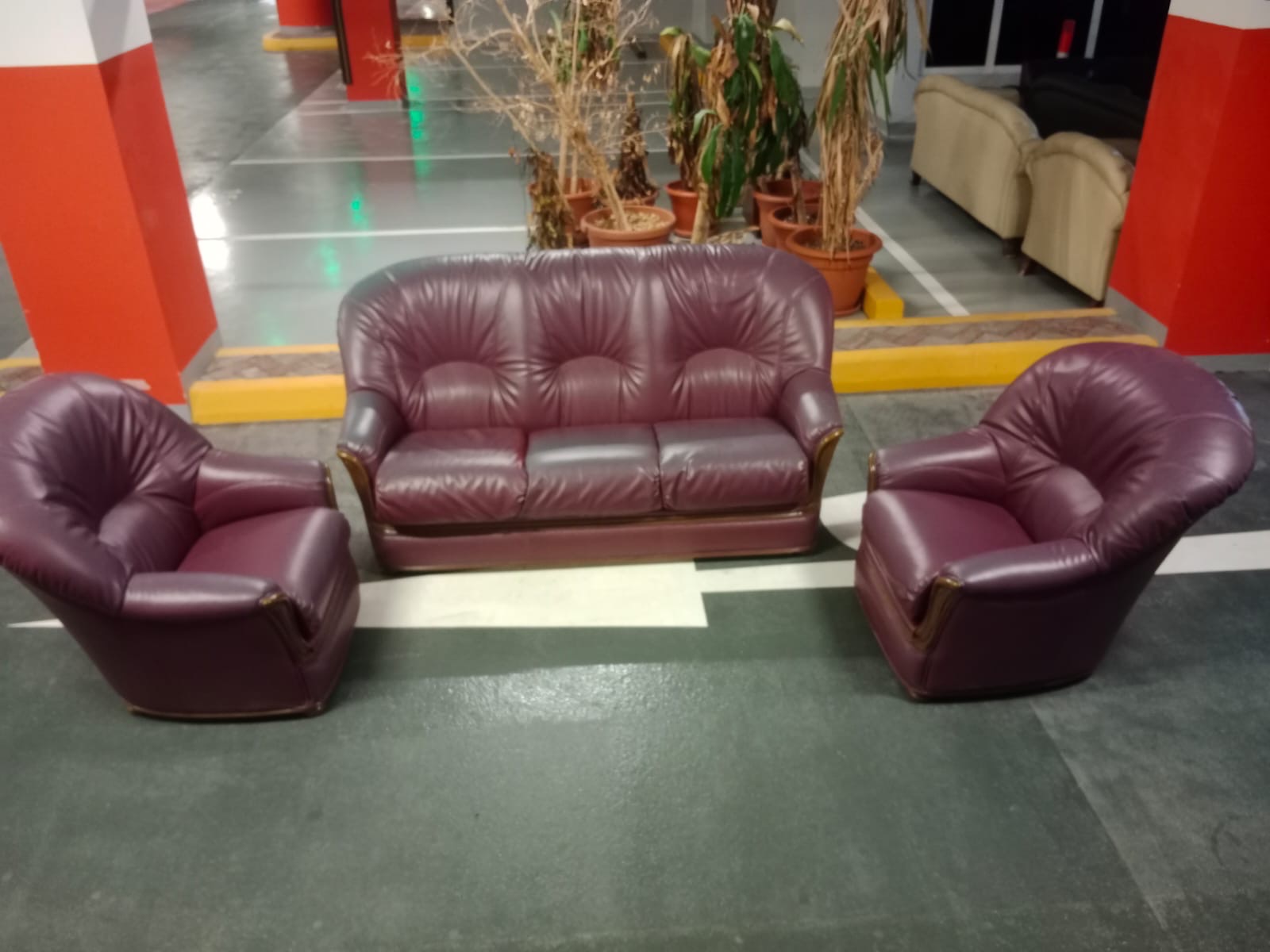 Sofas For sale brand italian  - Image 6