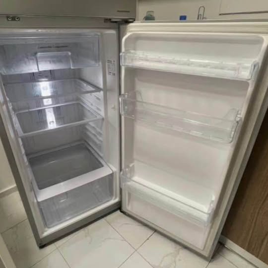 Hitachi Double Door Refrigerator RH330PUK4KSLS 330 Ltr - Image 6