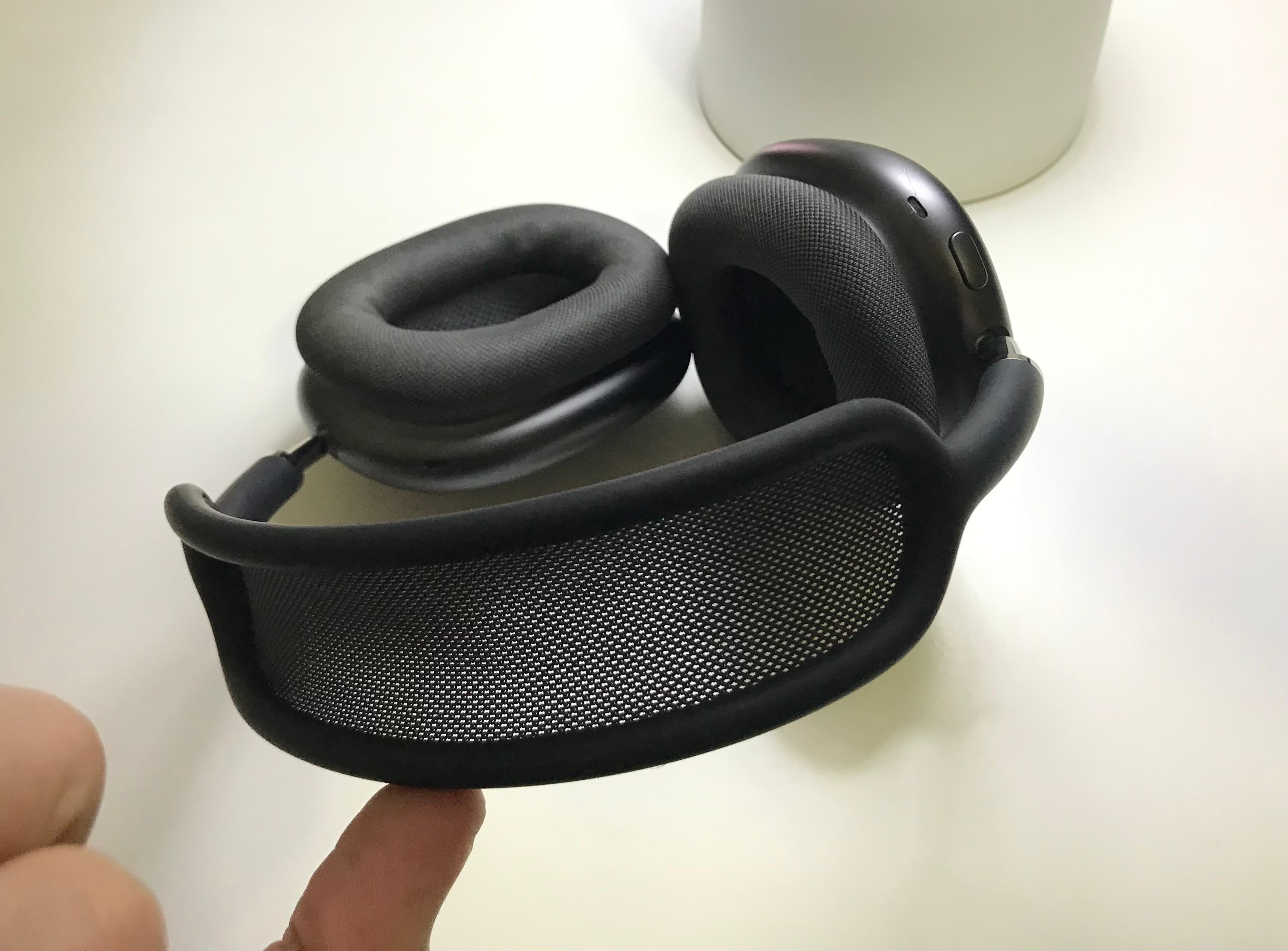Apple AirPods Max Wireless Headphones  - Image 3