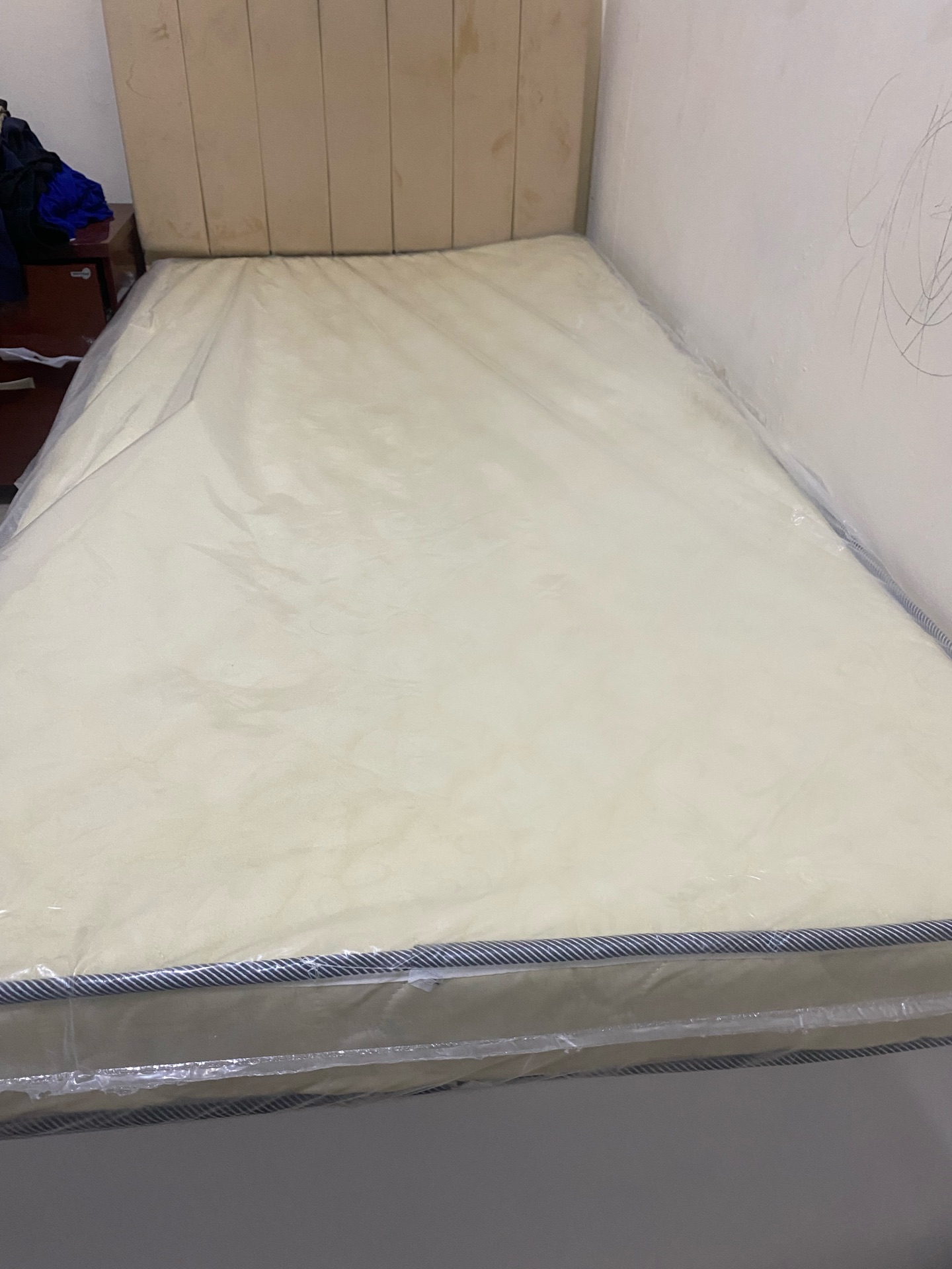 Single bed  - Image 3