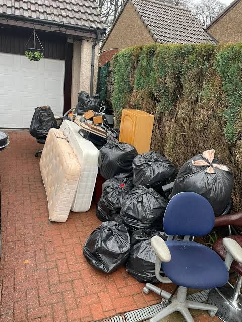 Waste/Junk, Removal/Disposal - Image 2