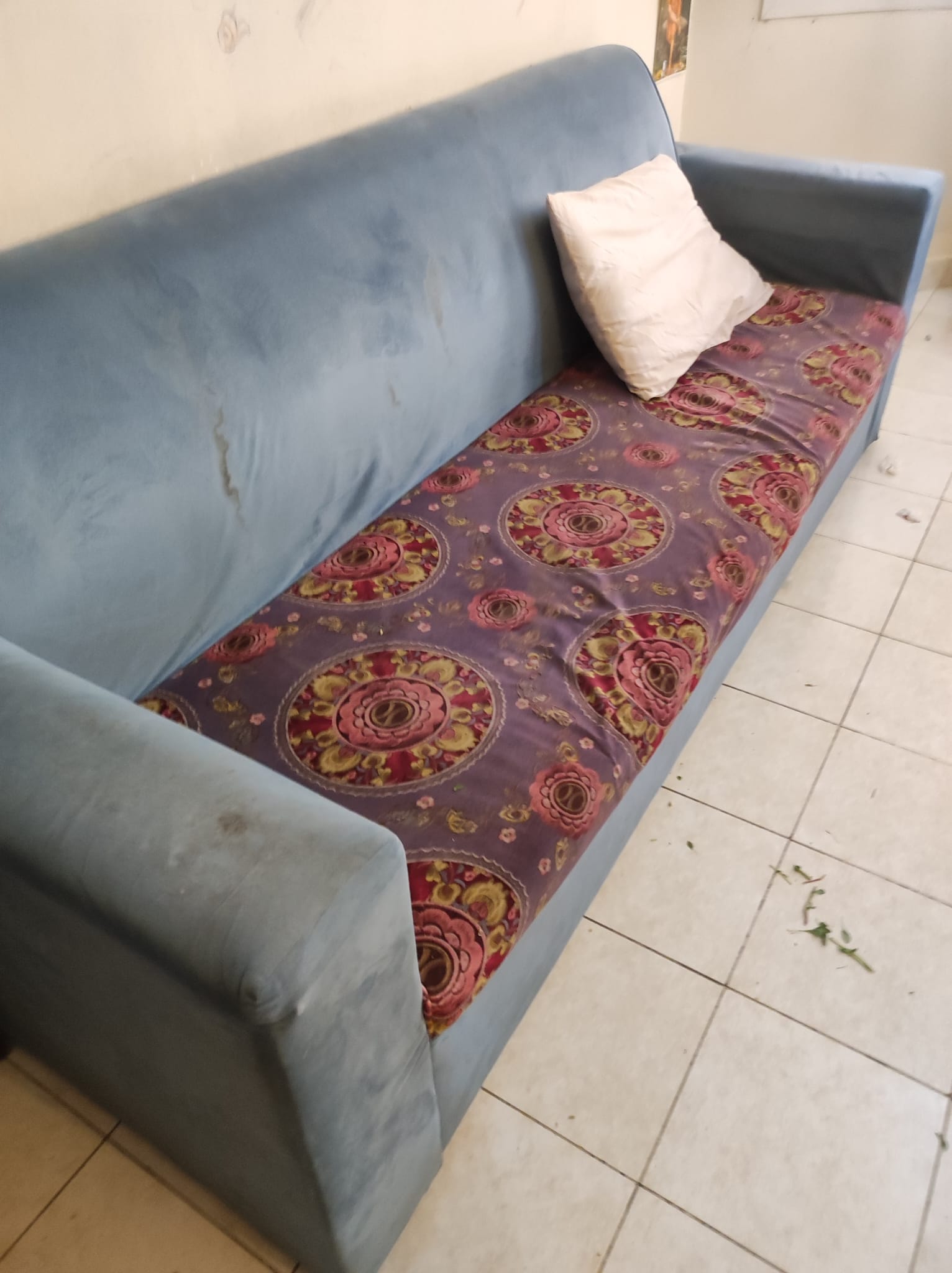 3 seater sofa - Image 3