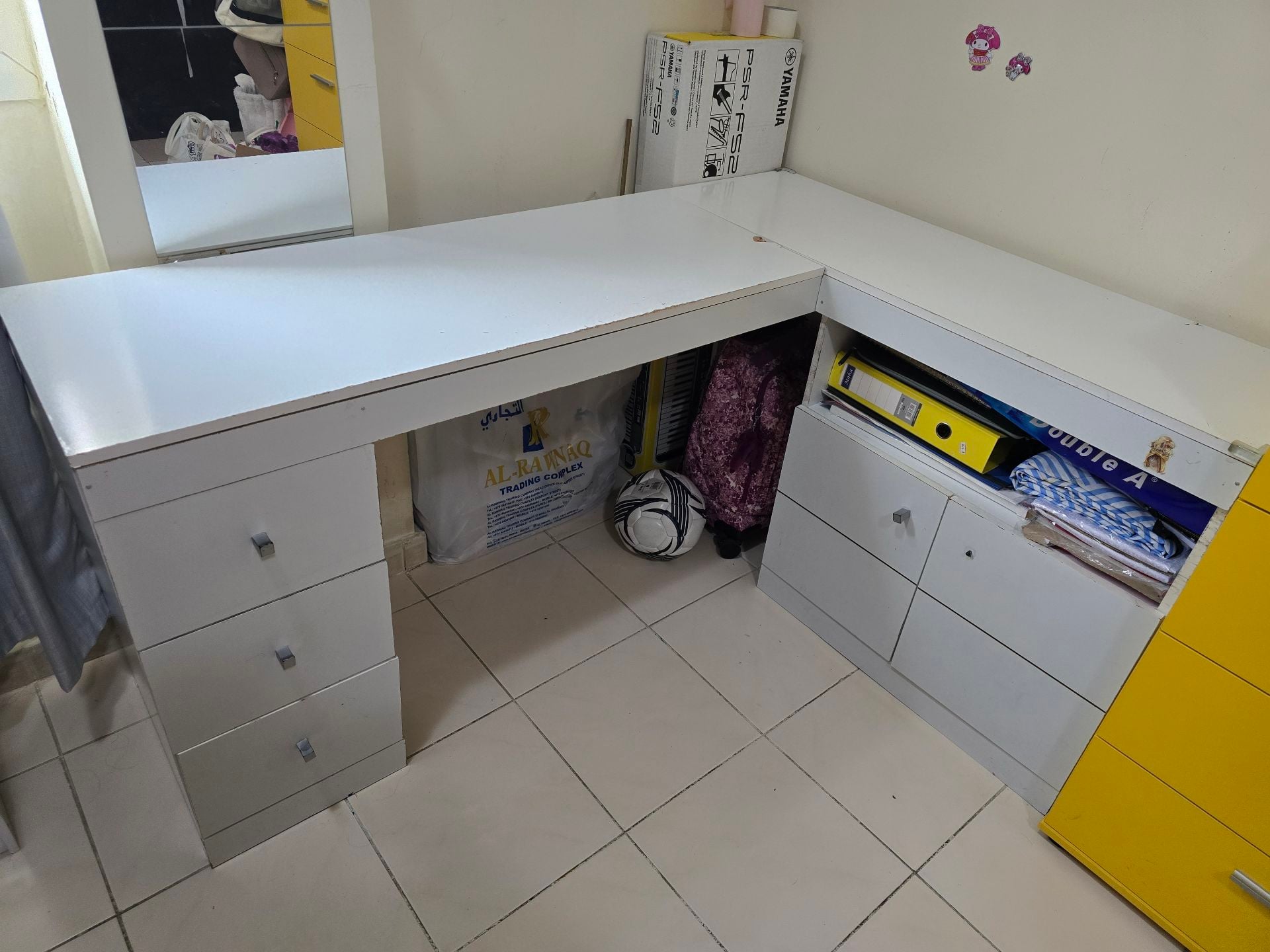 L-Shaped Study Desk with free wardrobe - Image 2