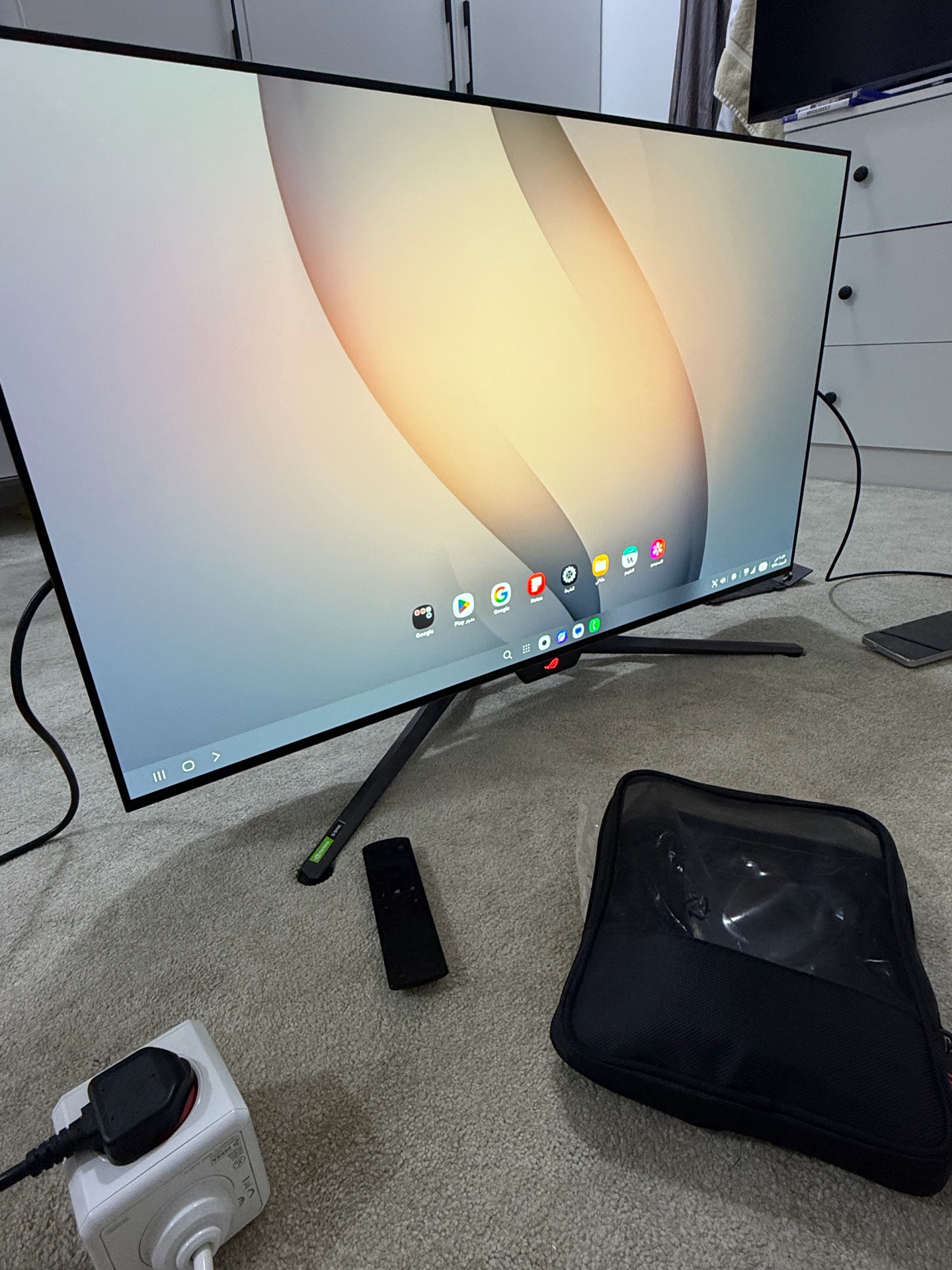 ROG Swift OLED PG42UQ  WORLD’S FIRST 42” OLED GAMING MONITOR The ROG Swift OLED  - Image 6