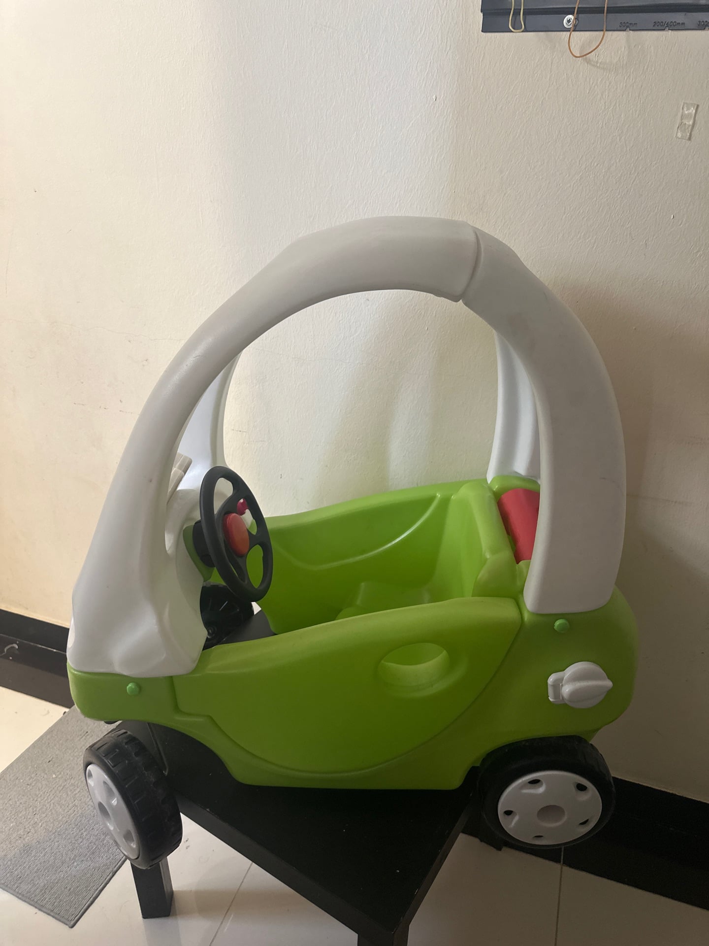 Kids ride on toy car - Image 2