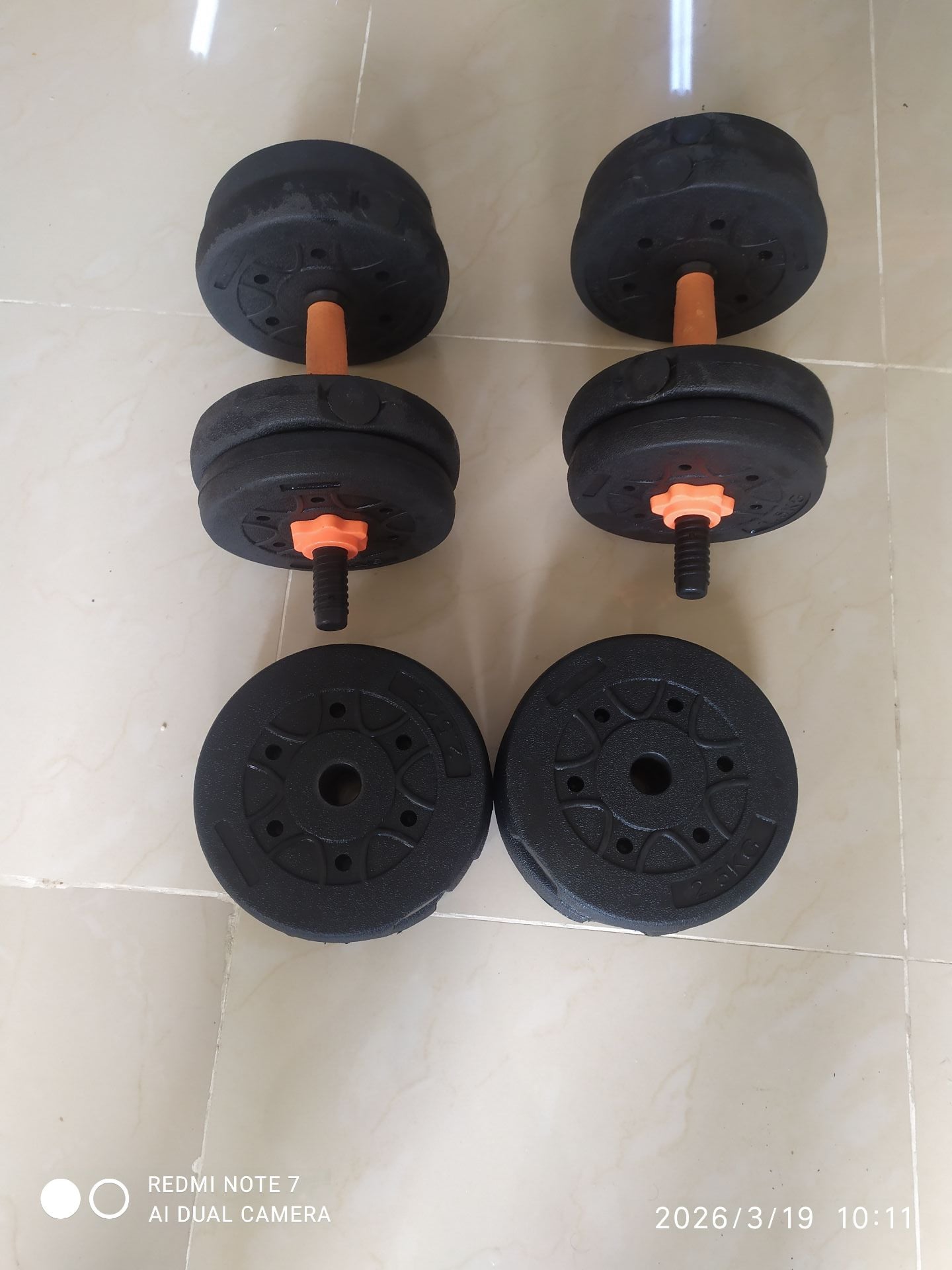 Weight lifting and dumbels - Image 2