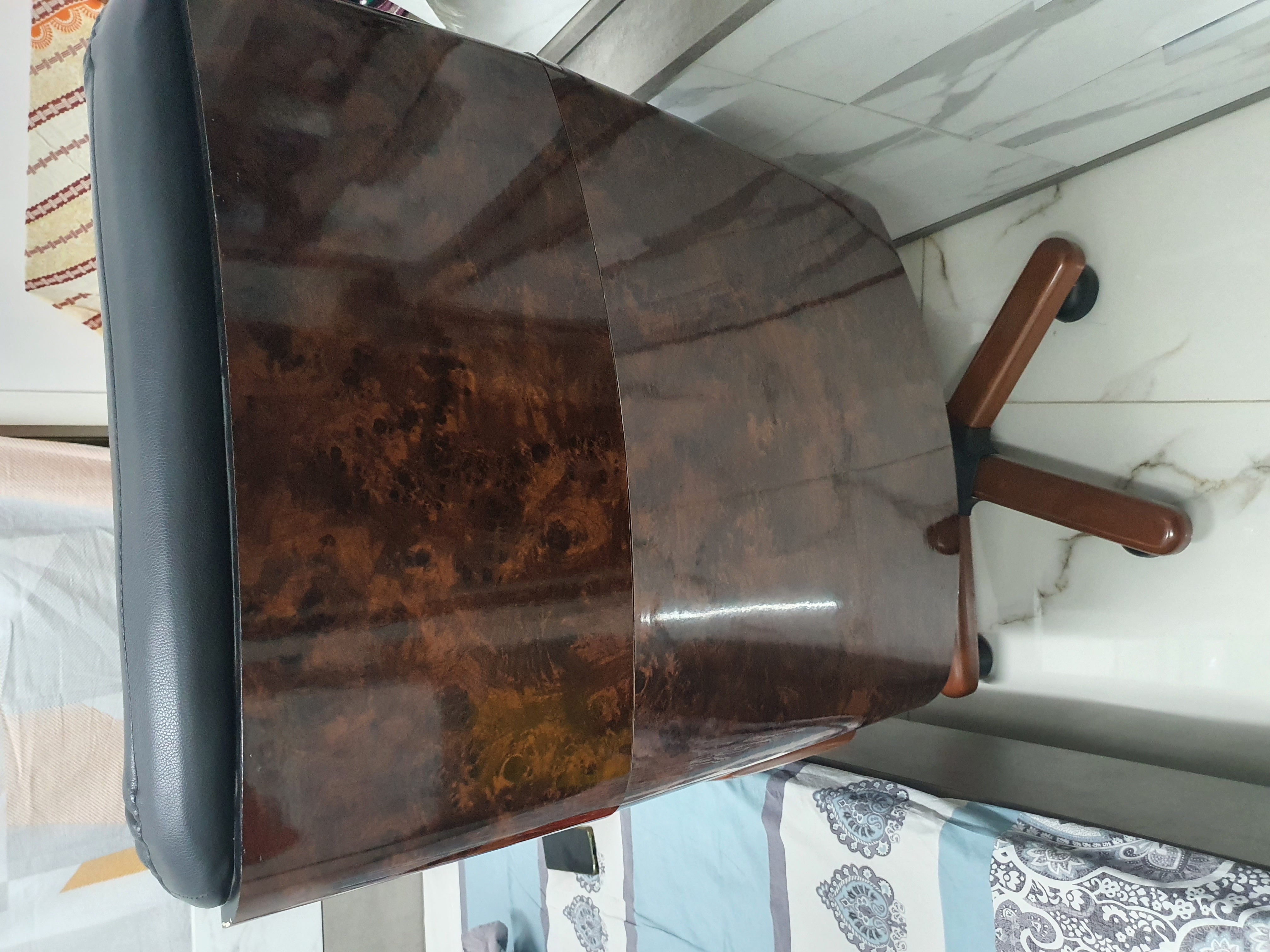 Manager's Office Chair  - Image 3