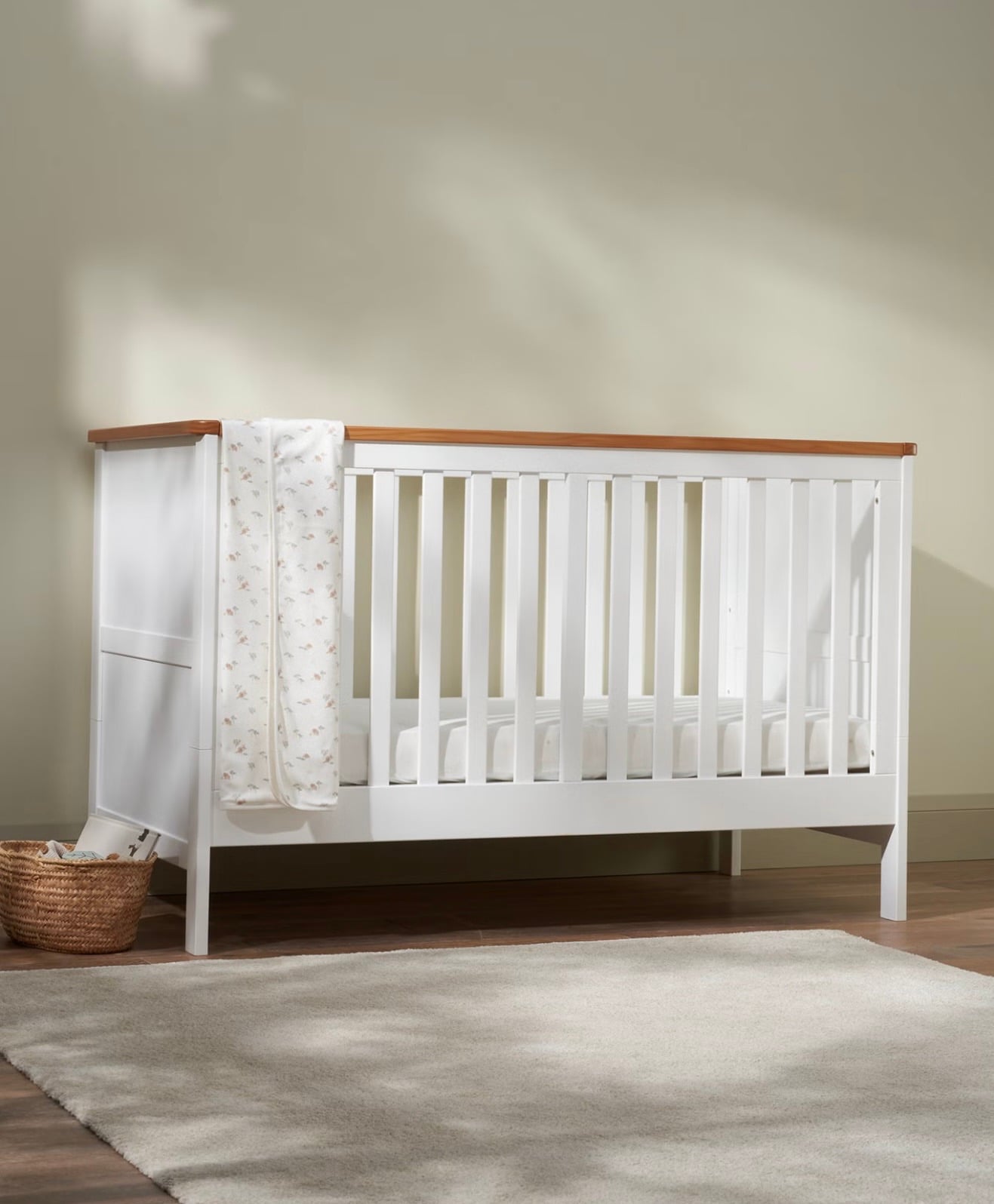 Cot bed - Image 2