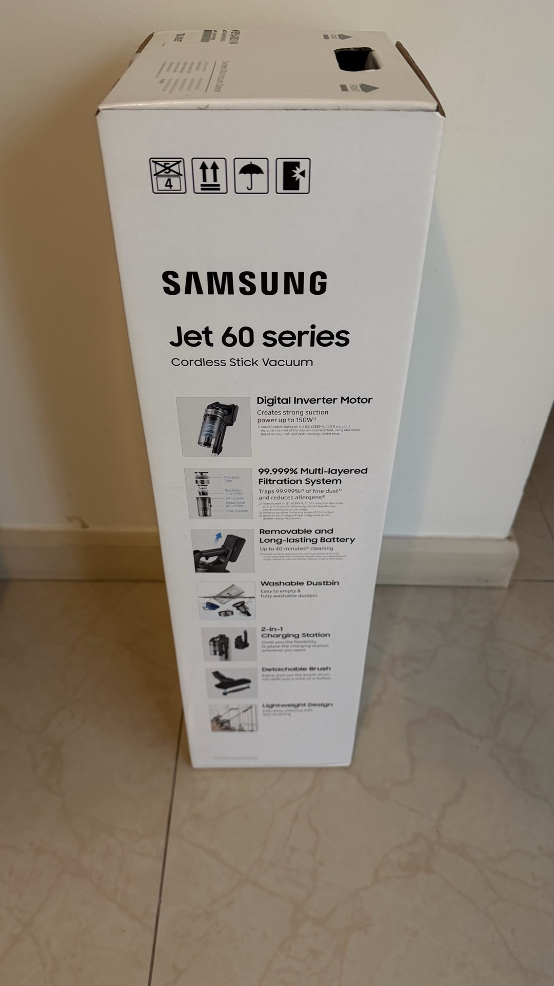 Samsung Jet 60 Series Vacuum Cleaner. New . Never Opened the box  - Image 3