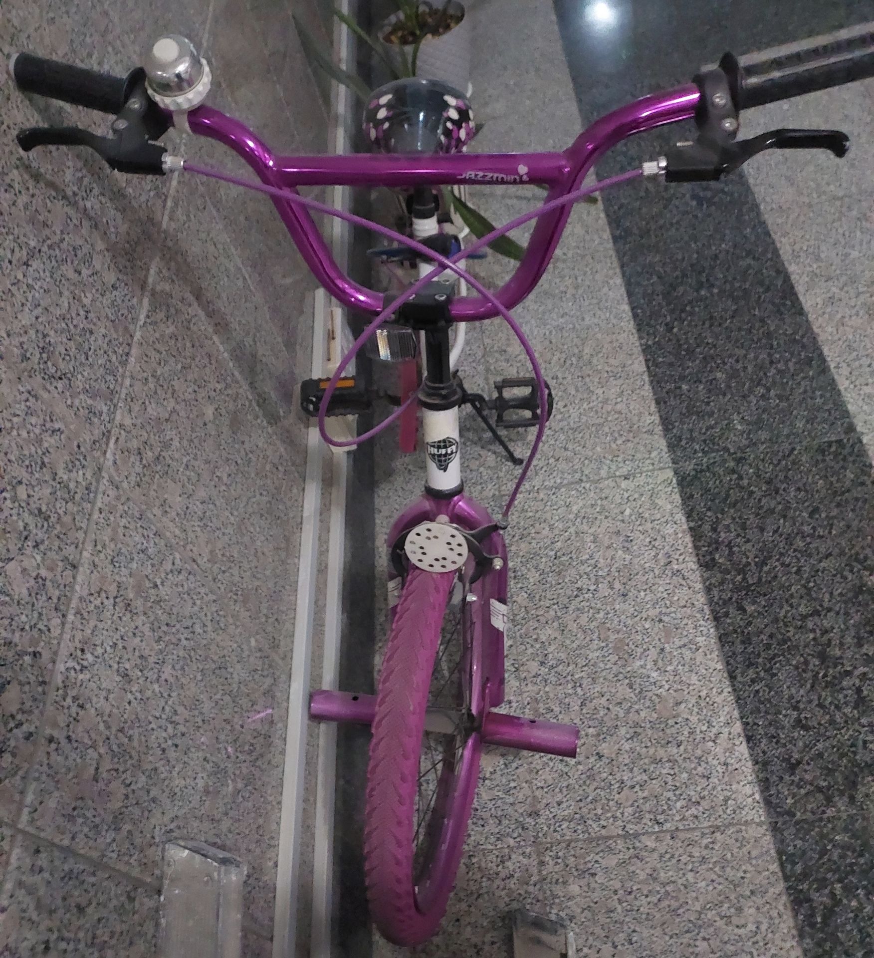Used Unisex Bicycle - No Warranty - Image 2