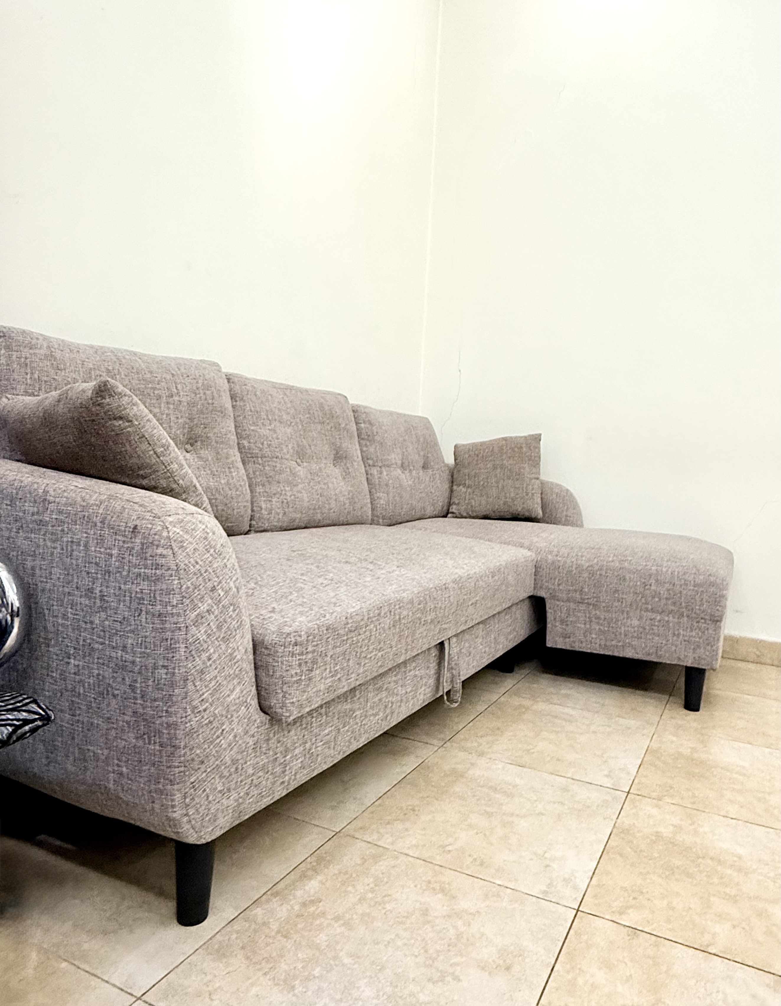 3-Seater Grey L-Shaped Sofa Bed – Linen Blend - Image 4